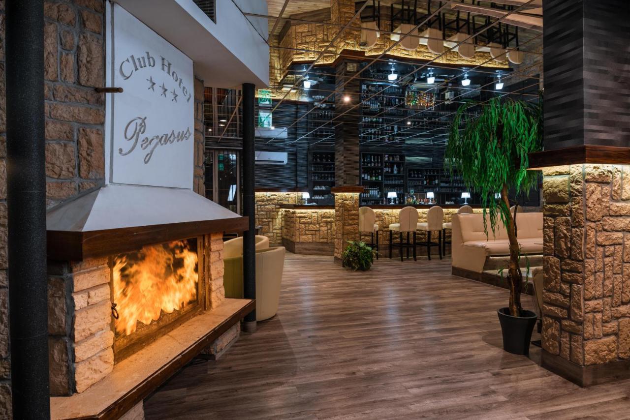 Club Hotel Pegasus Tiszaug ภายนอก รูปภาพ