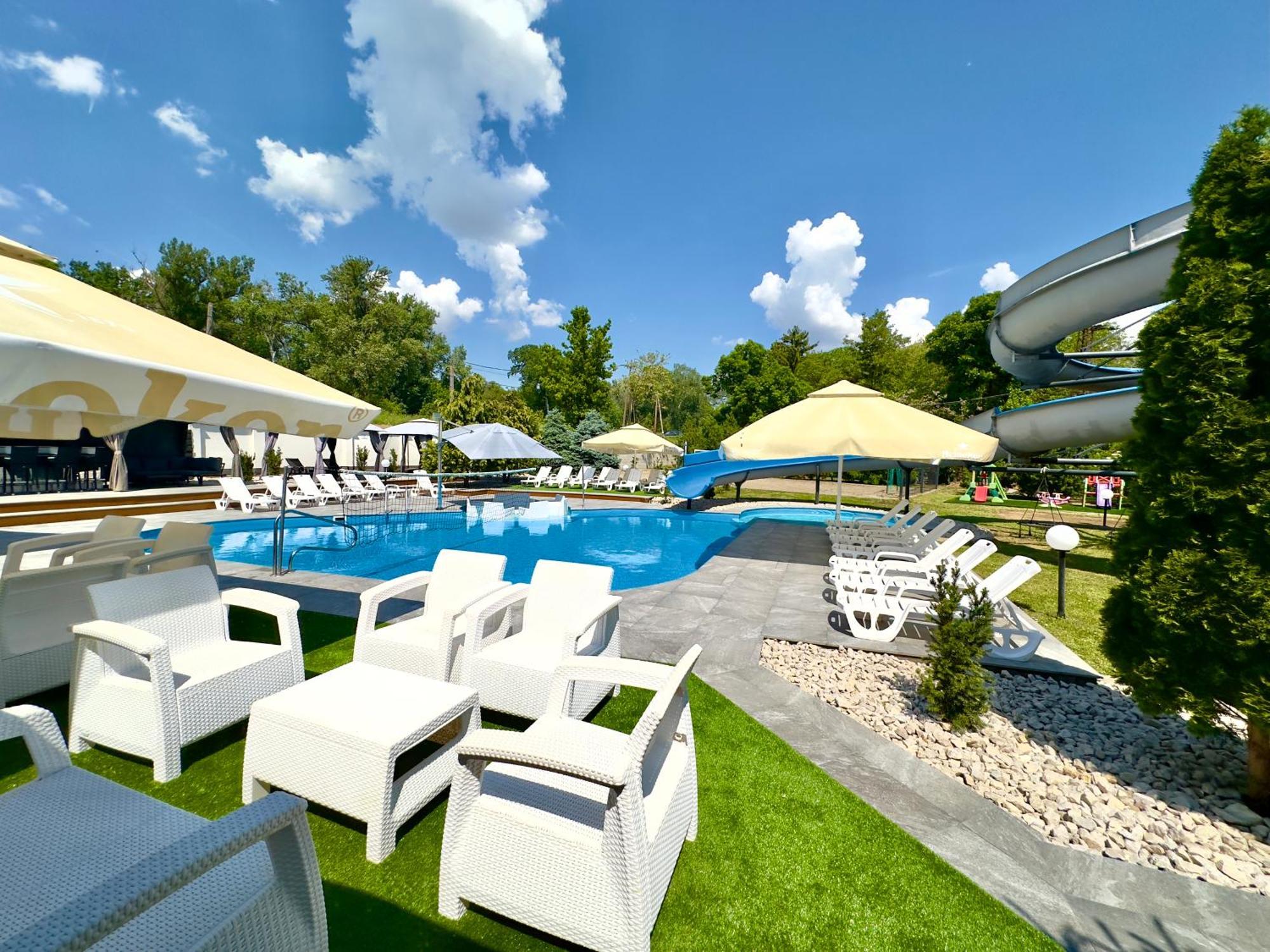 Club Hotel Pegasus Tiszaug ภายนอก รูปภาพ